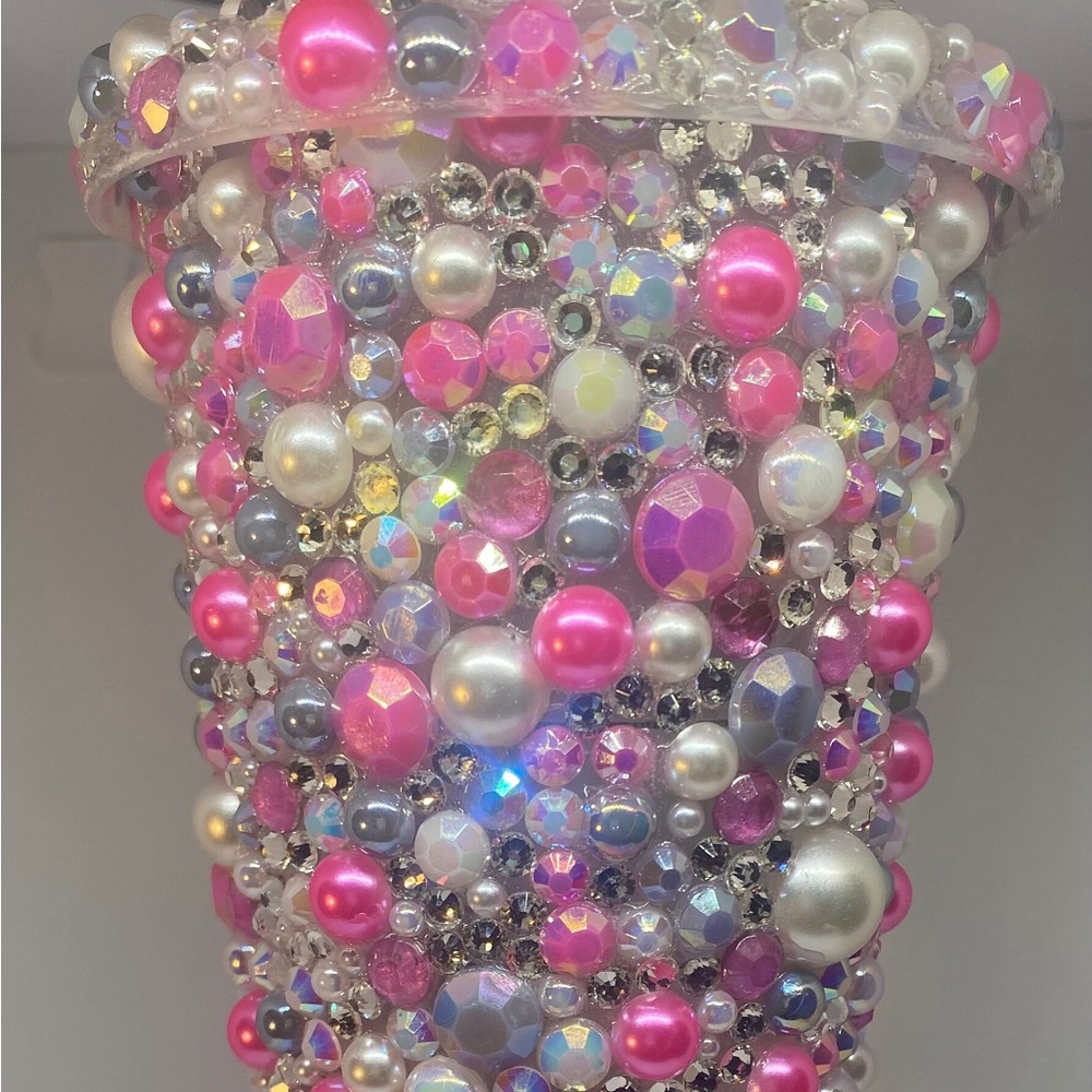 Pearly Pinky Cup